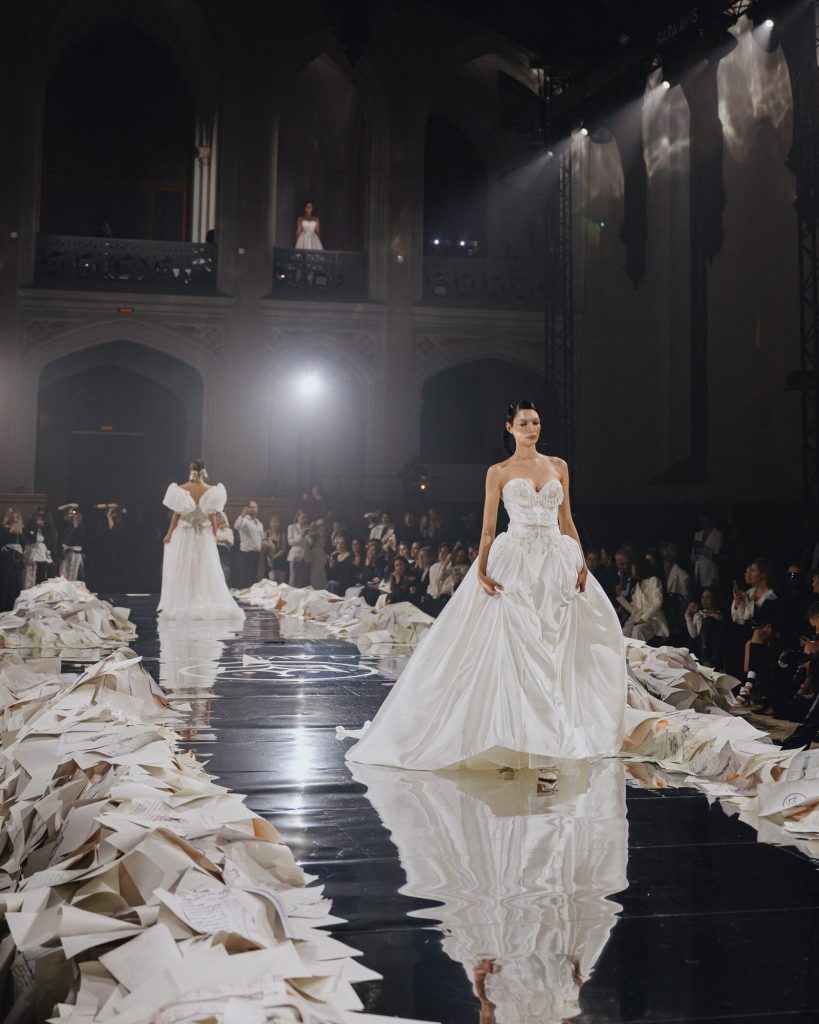 Défilé de robes de mariée Rara Avis