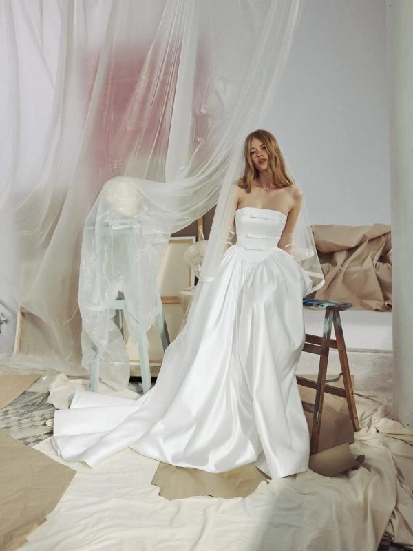 Robe de mariée Faurelle de Ricca Sposa, silhouette princesse et jupe ample en soie Dupioni