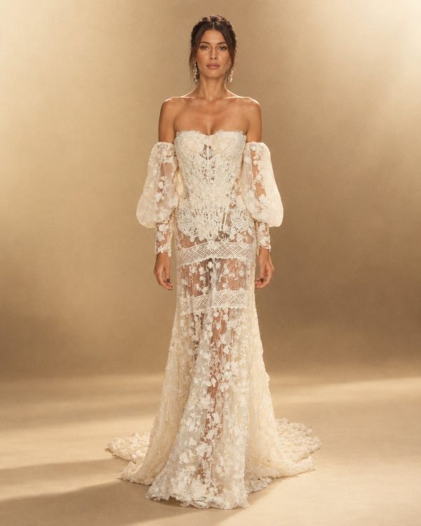 Liora lace couture wedding dress by YolanCris, 2027 Collection, Lyon